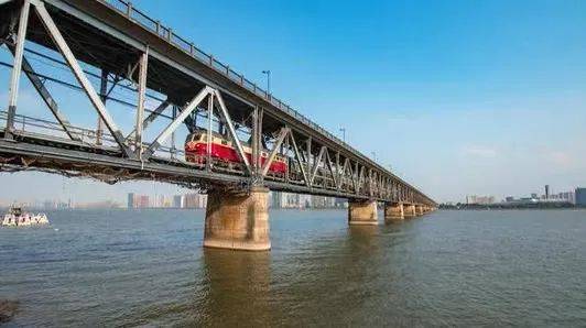 探索上海天天家教，为城市学子铺就成功之路的坚实桥梁