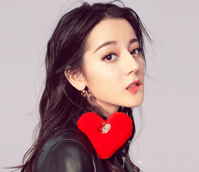 白小姊 三簽(xiao)必 中 一期