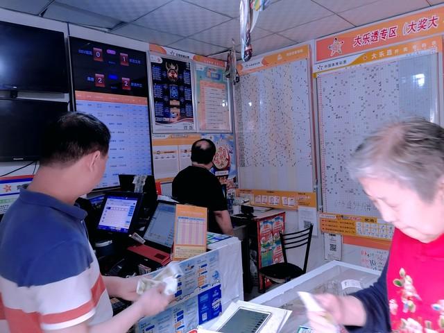 最新双色球开奖号码揭晓，幸运的数字与生活的奇妙碰撞